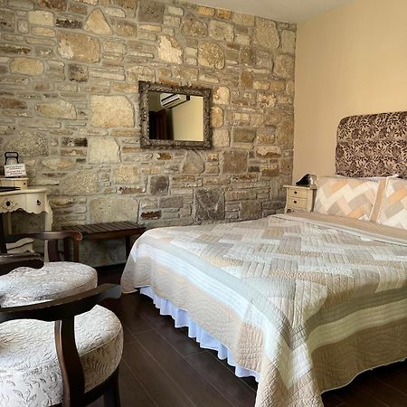 Griffon Hotel Yenifoca Eksteriør billede
